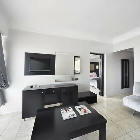 Ideal Prime Ultra 5* マルマリス