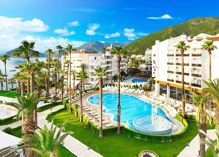 Ideal Prime Ultra 酒店 马尔马里斯