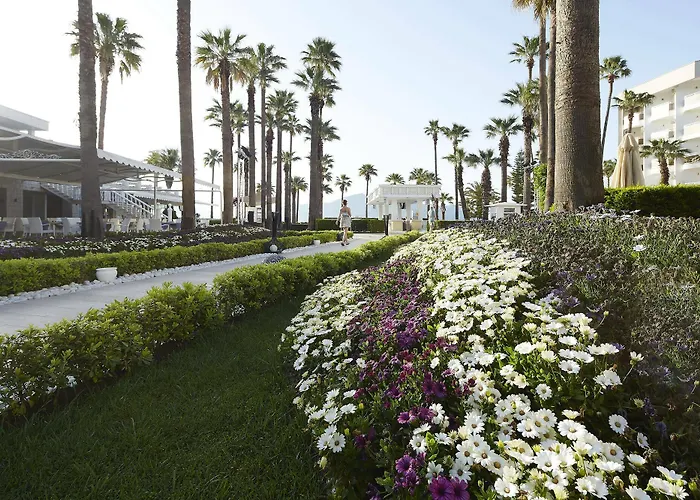 Ideal Prime Ultra Hotel